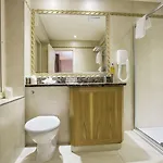 Harcourt 3*