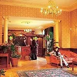 Harcourt Otel 3*