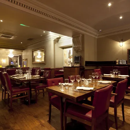 Hotel Harcourt 3*