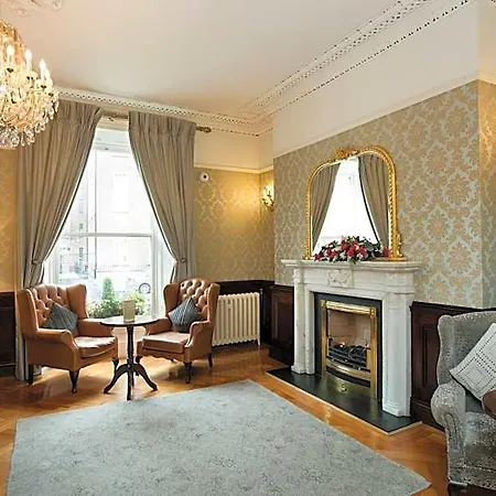 Harcourt 3* Dublin
