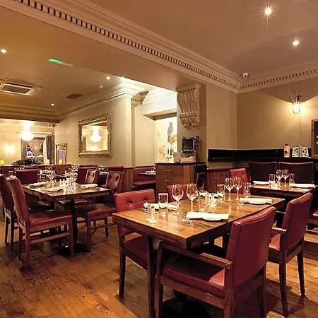 Harcourt Hotel 3*