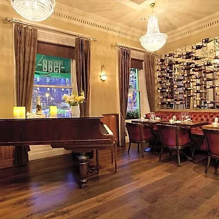 Harcourt 3*