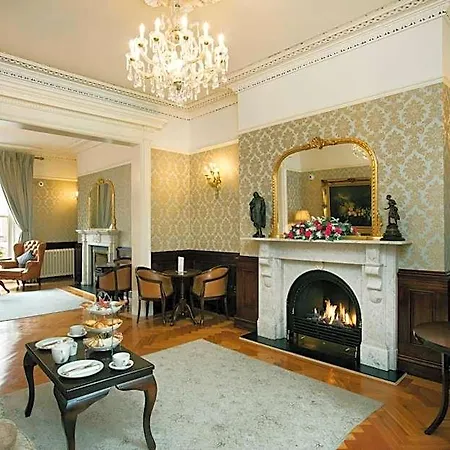 Harcourt 3*