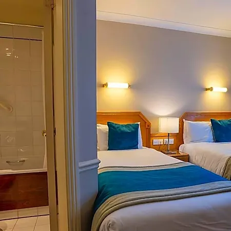 Harcourt 3*