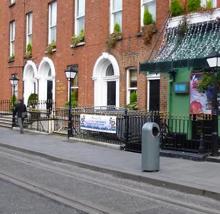 Harcourt Hotel