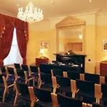 Ξενοδοχείο Harcourt 3*