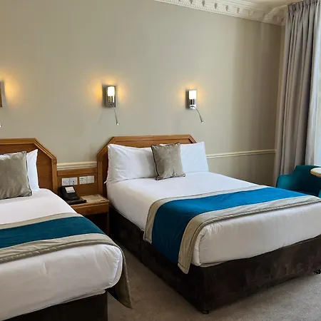 Otel Harcourt 3*