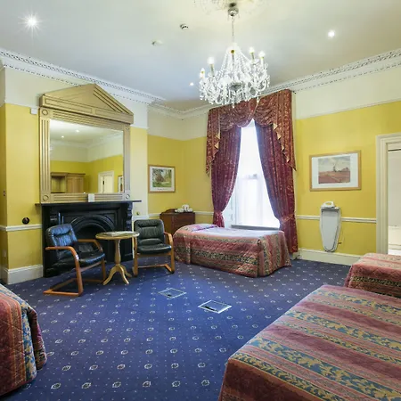 Harcourt Hotel