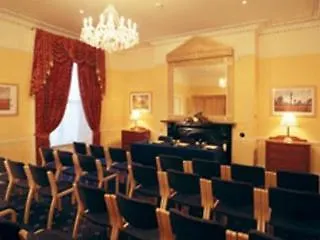 Отель Harcourt 3*